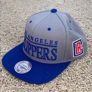 Los Angeles Clippers LA snapback hat worn once
